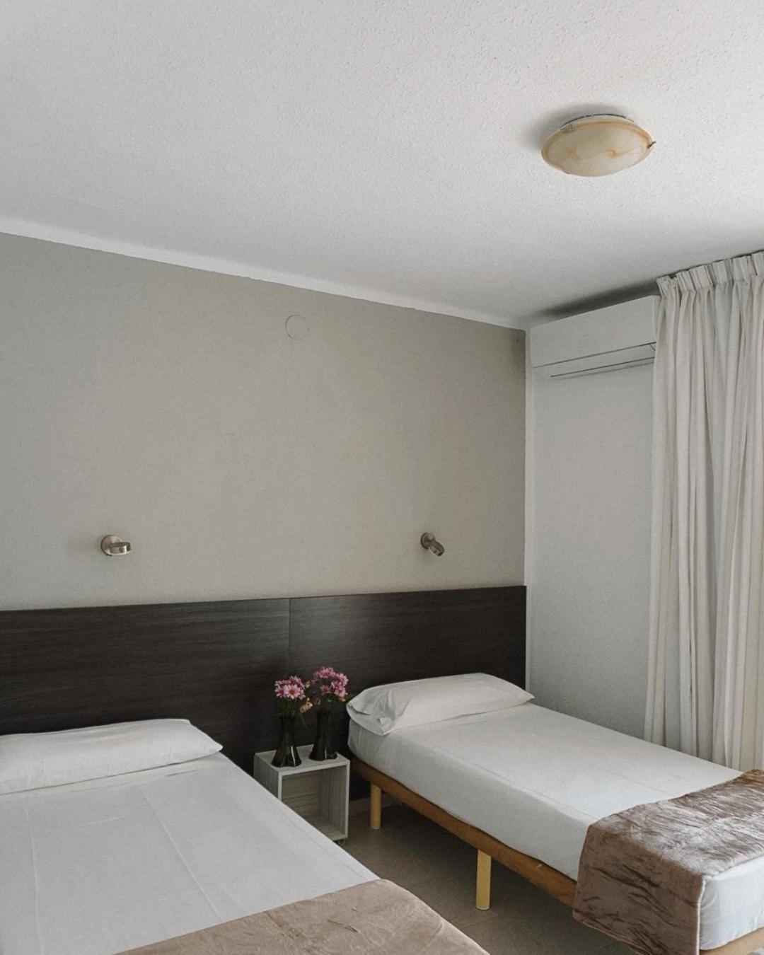 Ram Rooms Tahiti Salou Bagian luar foto